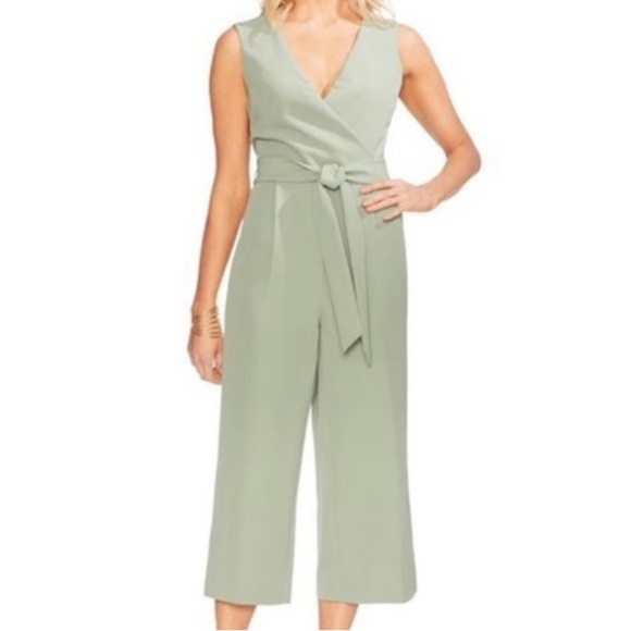 Vince Camuto Pants - Vince Camuto Ethereal Dawn Smoked Sage Green Sleeveless Romper Jumpsuit Size 0